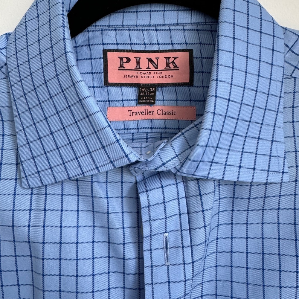 THOMAS PINK: Traveler Classic Button Down Shirt!